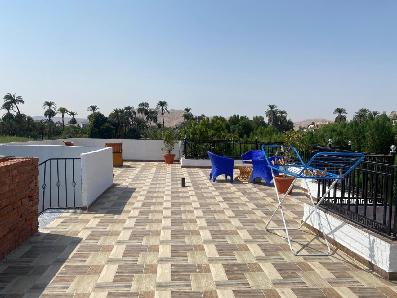 Villa Golden Life Apartments, New Property With Pool Access Luxor Exterior photo