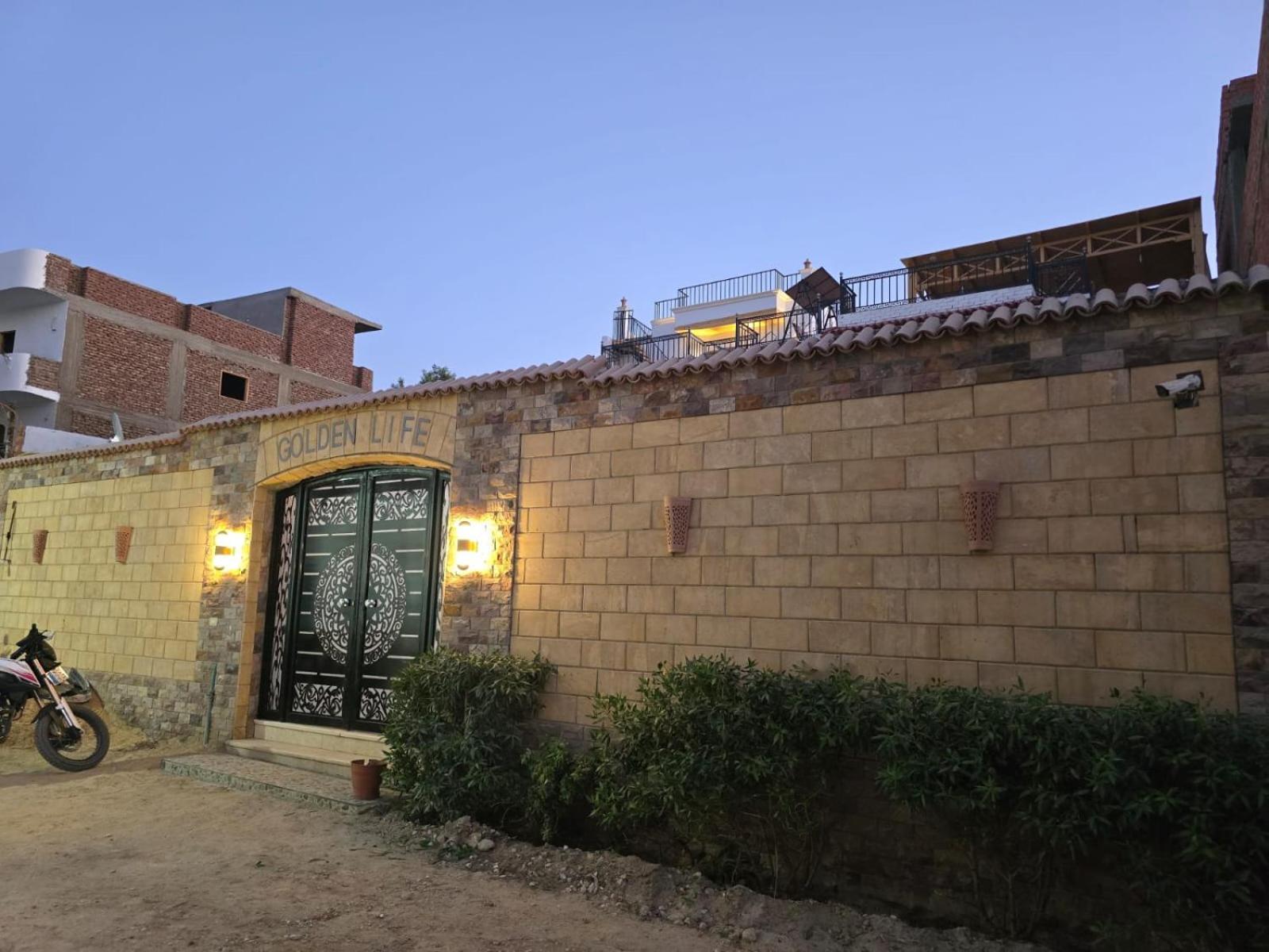 Villa Golden Life Apartments, New Property With Pool Access Luxor Exterior photo